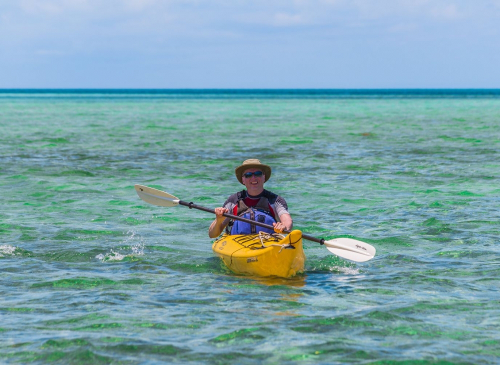 Glover's Getaway & Kayak Rental Combo Island Expeditions